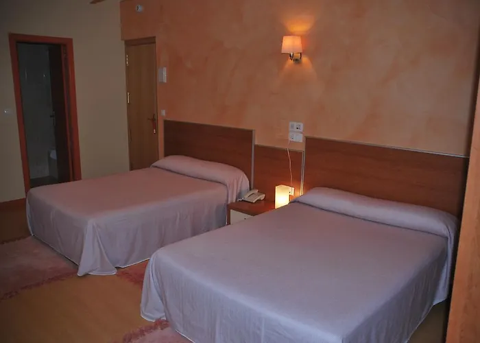 Canabal Hotel 2*